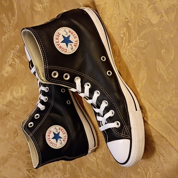 CONVERSE All Star Black Leather High-Top Sneakers Men's 9.5 Women's 11.5 - Picture 2 of 12